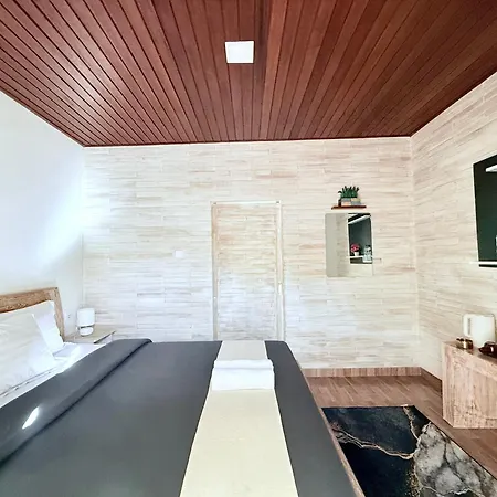 Tamalia House